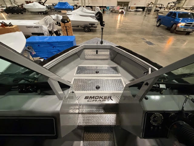 Boats  2026 Smokercraft Phantom 20x2 Offshore Photo